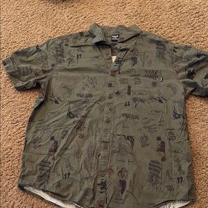 Hurley Men's Green Graphic Shirt